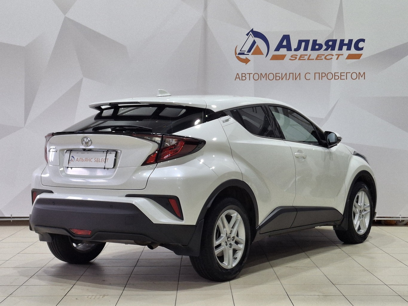 TOYOTA C-HR
