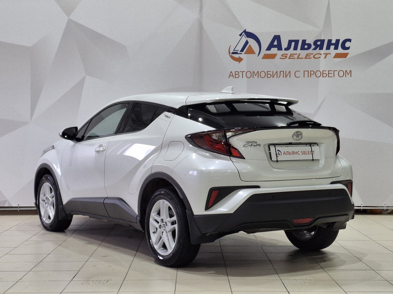 TOYOTA C-HR