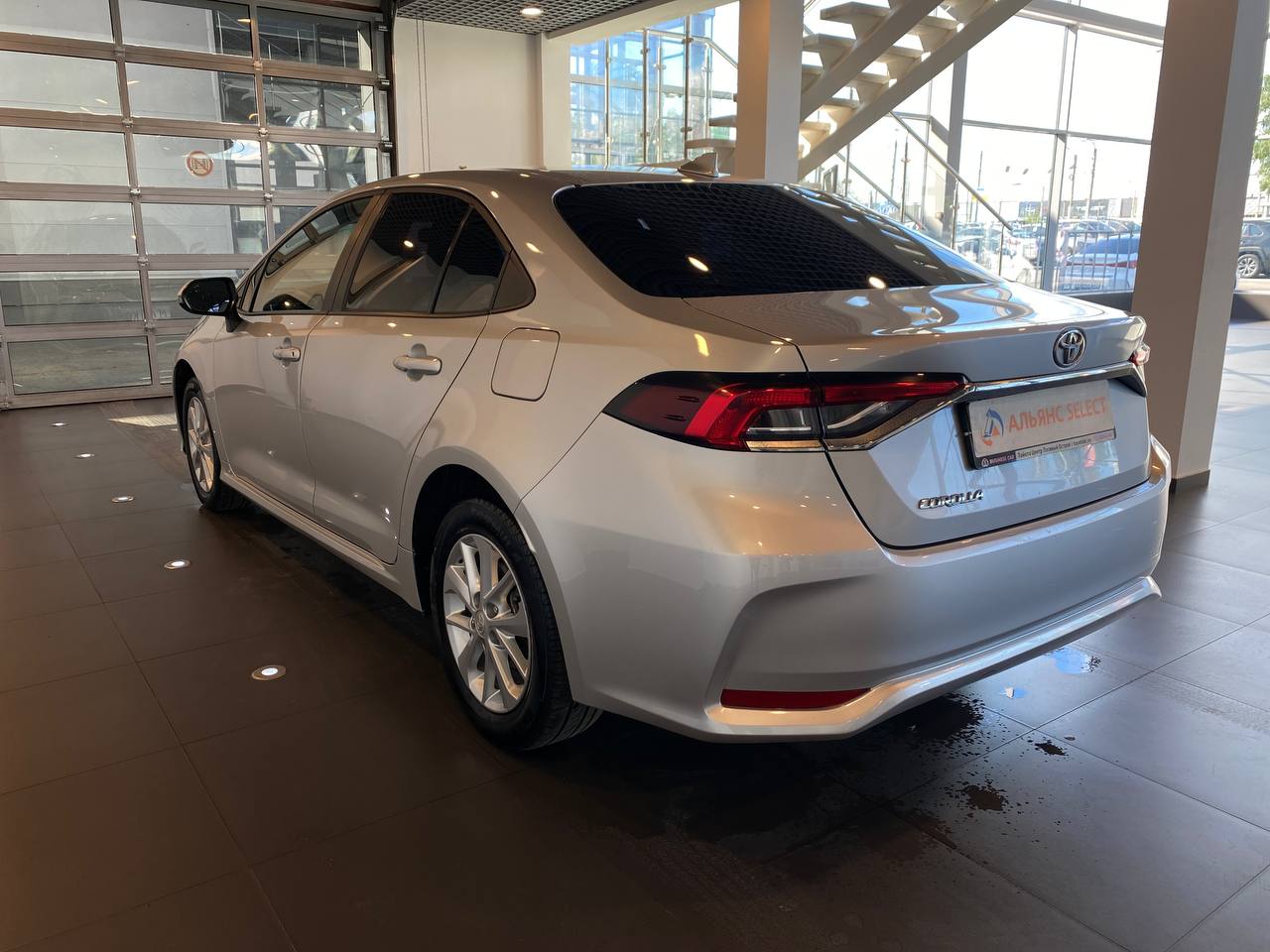 TOYOTA COROLLA