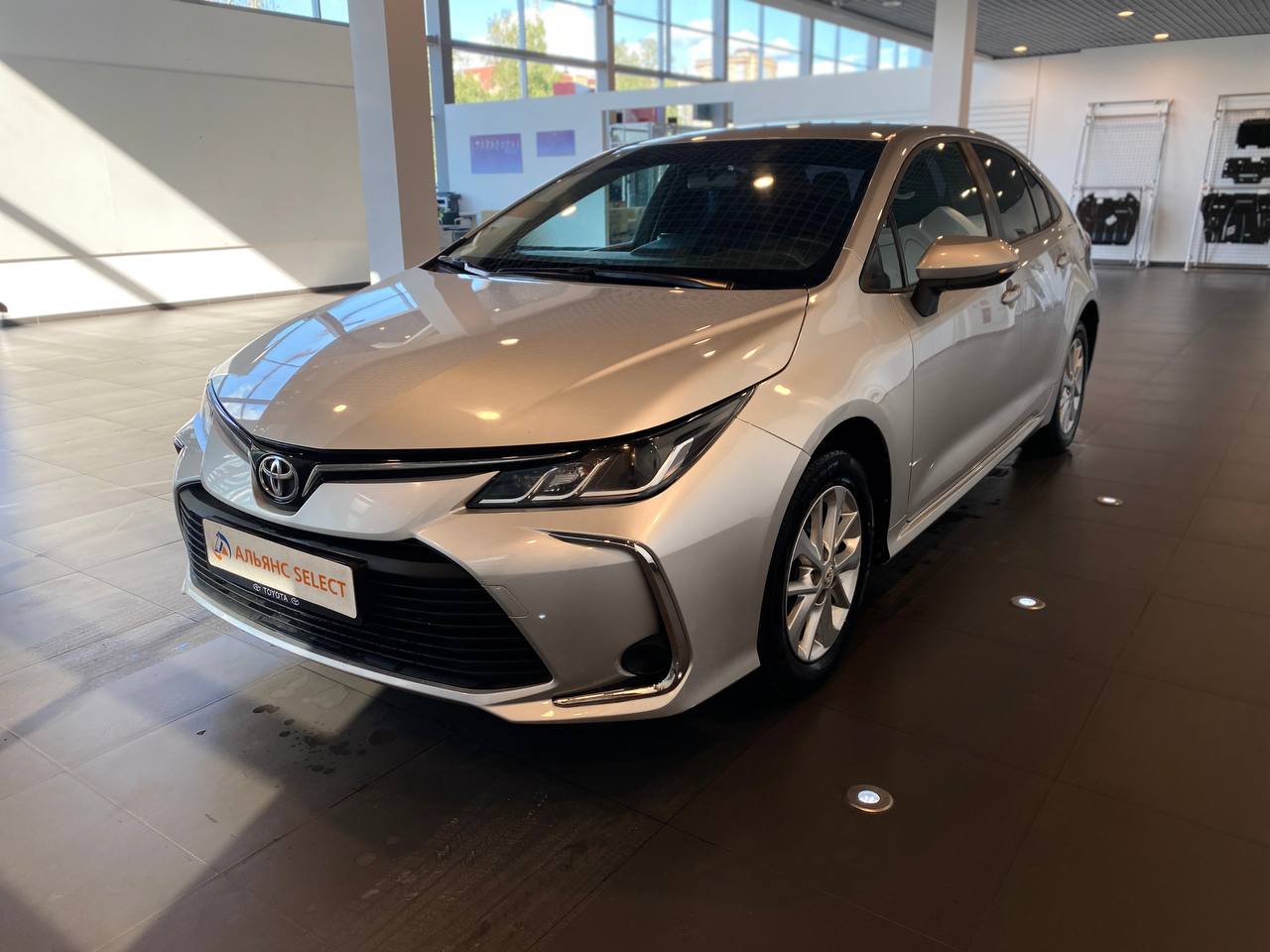 TOYOTA COROLLA