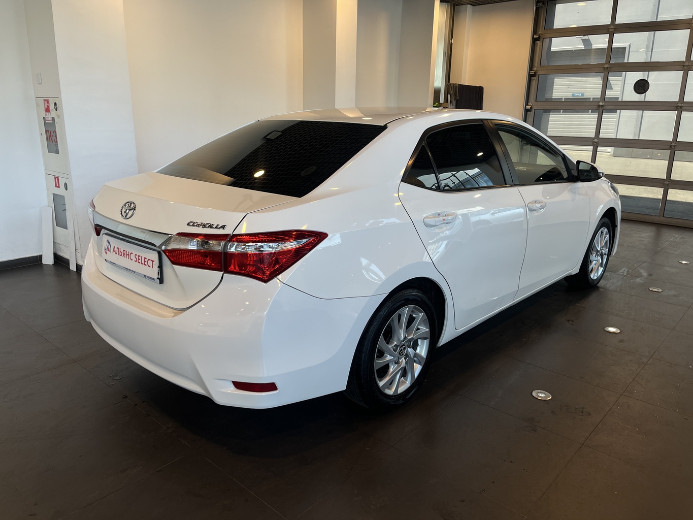 TOYOTA COROLLA