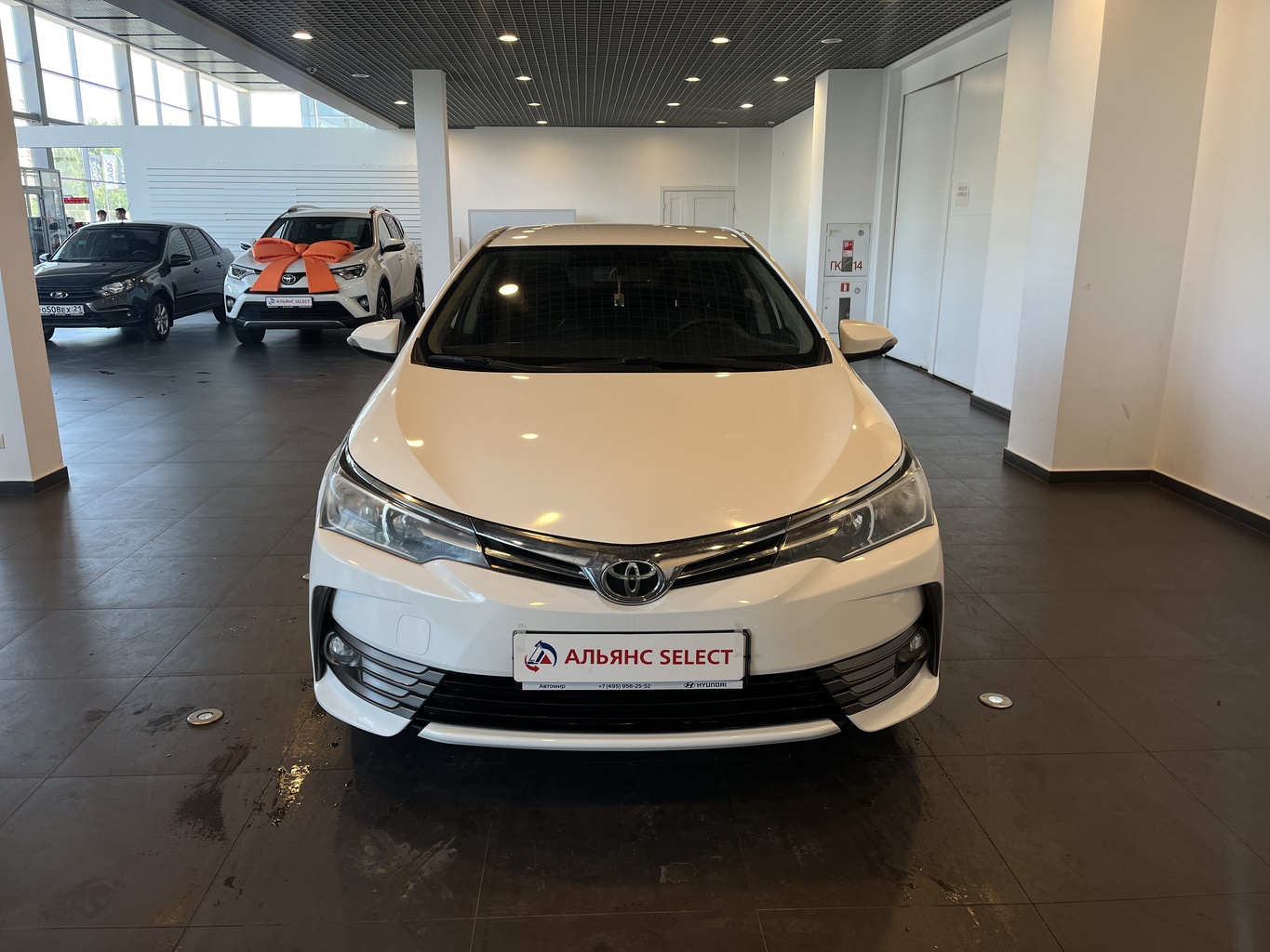 TOYOTA COROLLA