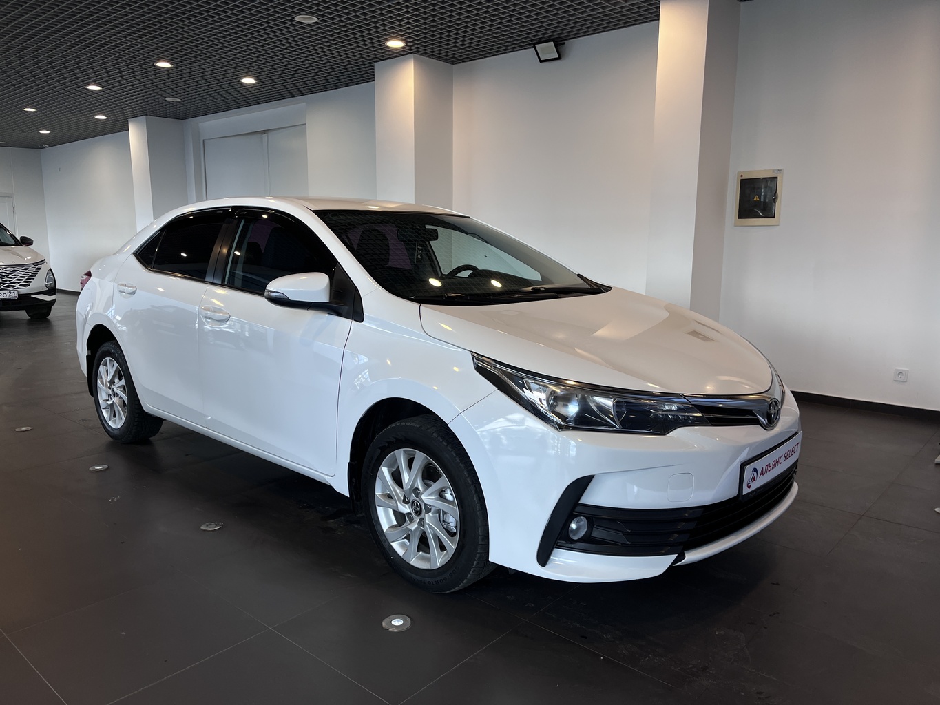 TOYOTA COROLLA