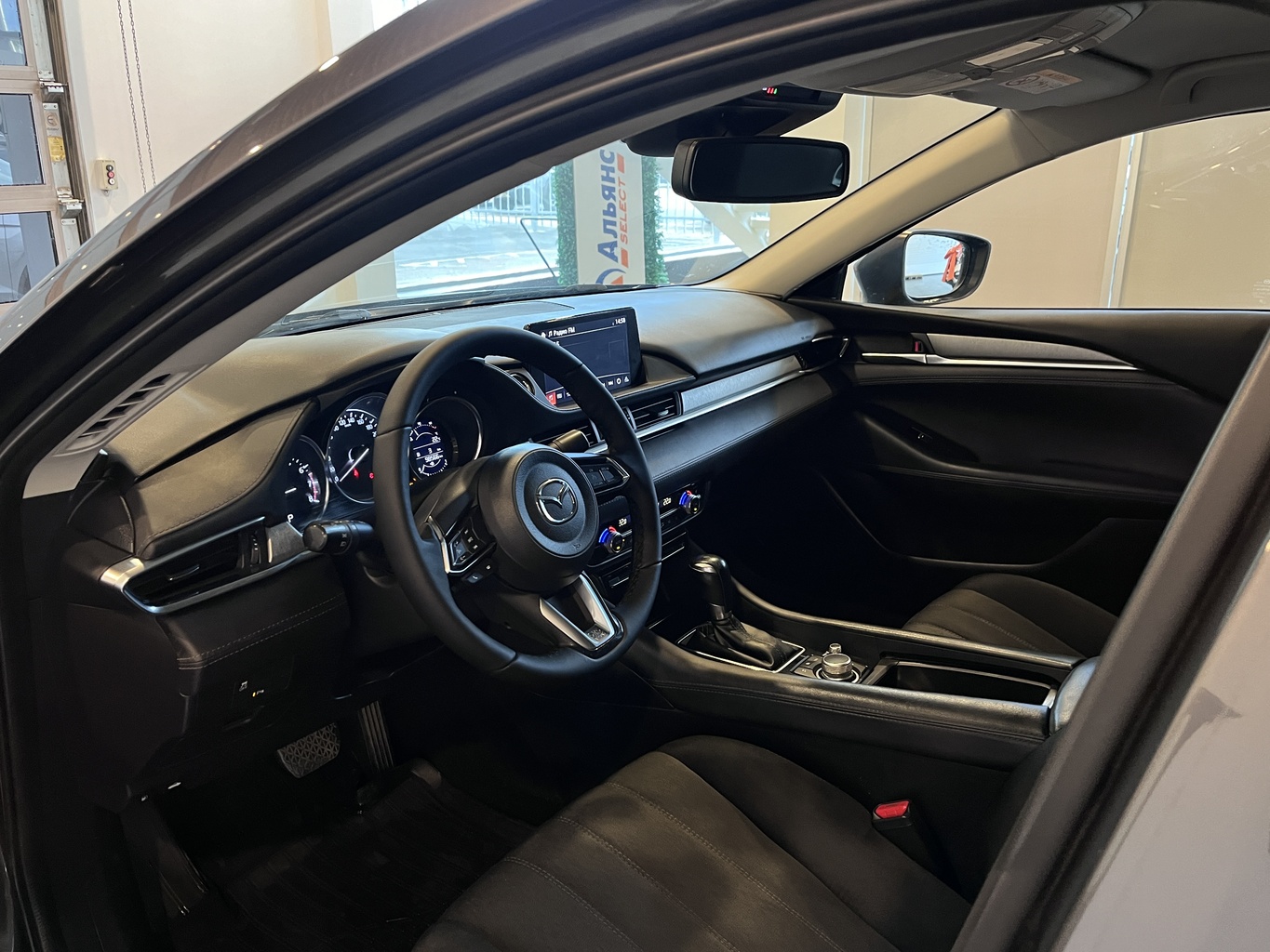 MAZDA 6