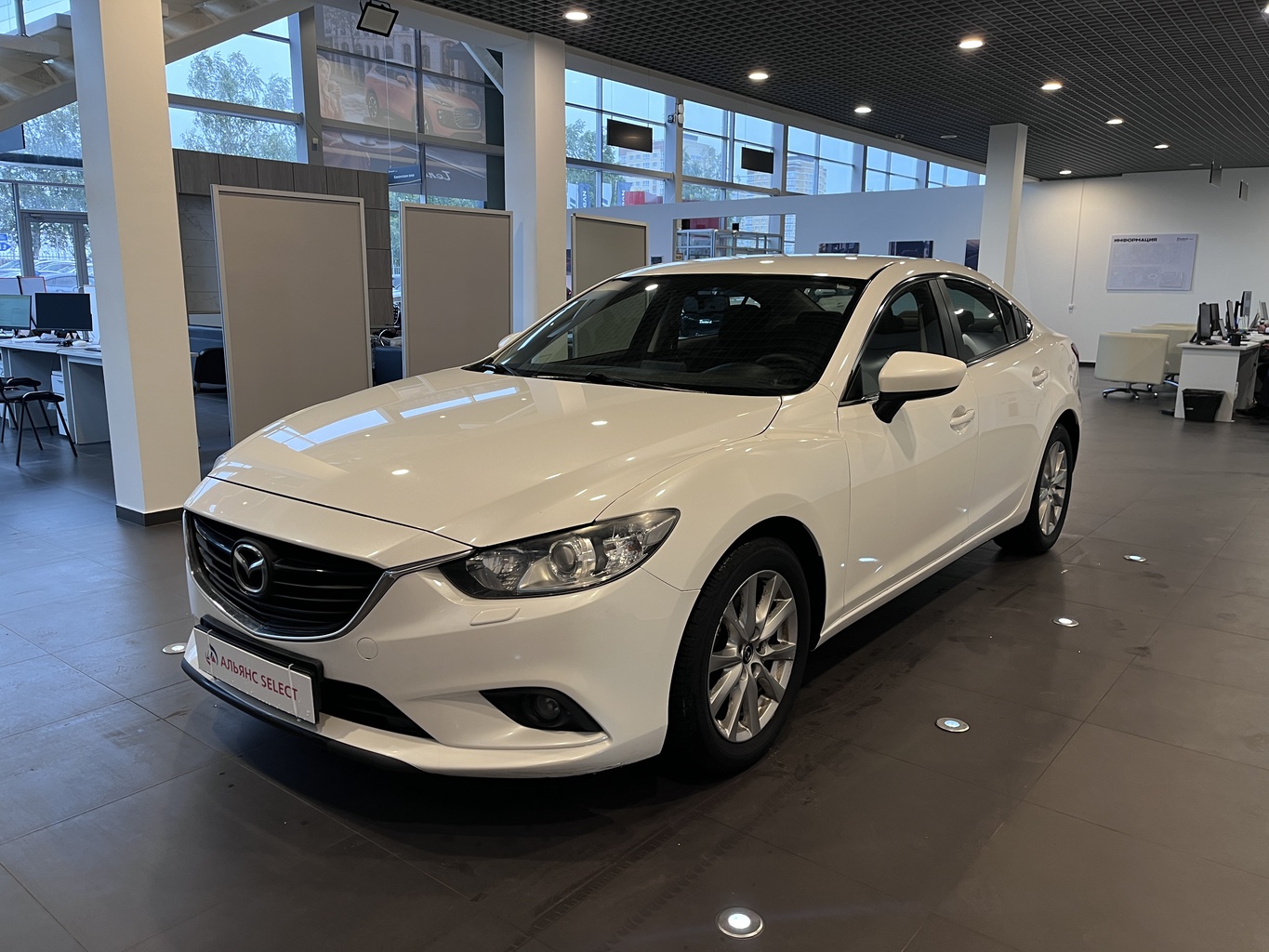 MAZDA 6