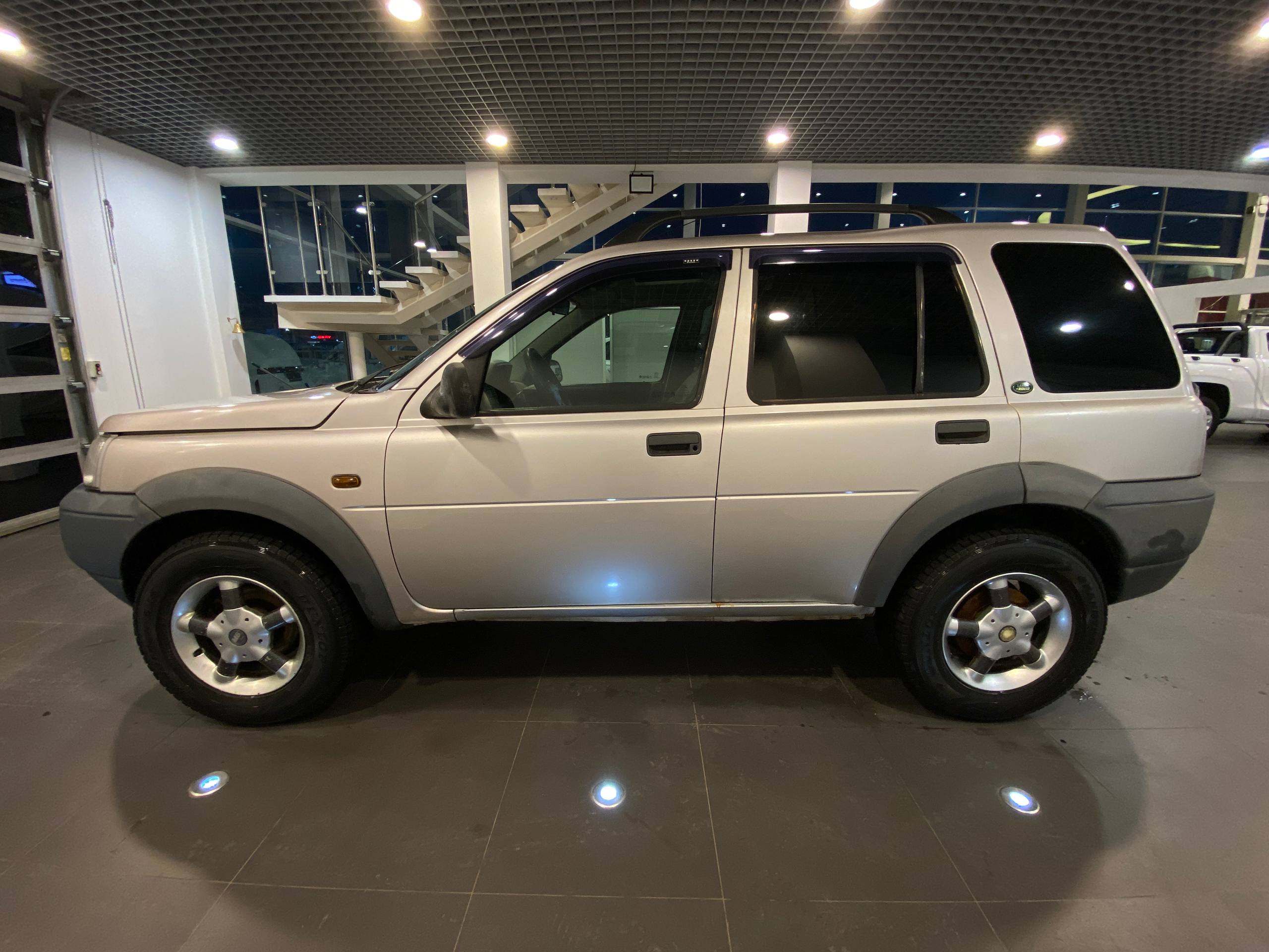 LAND ROVER FREELANDER