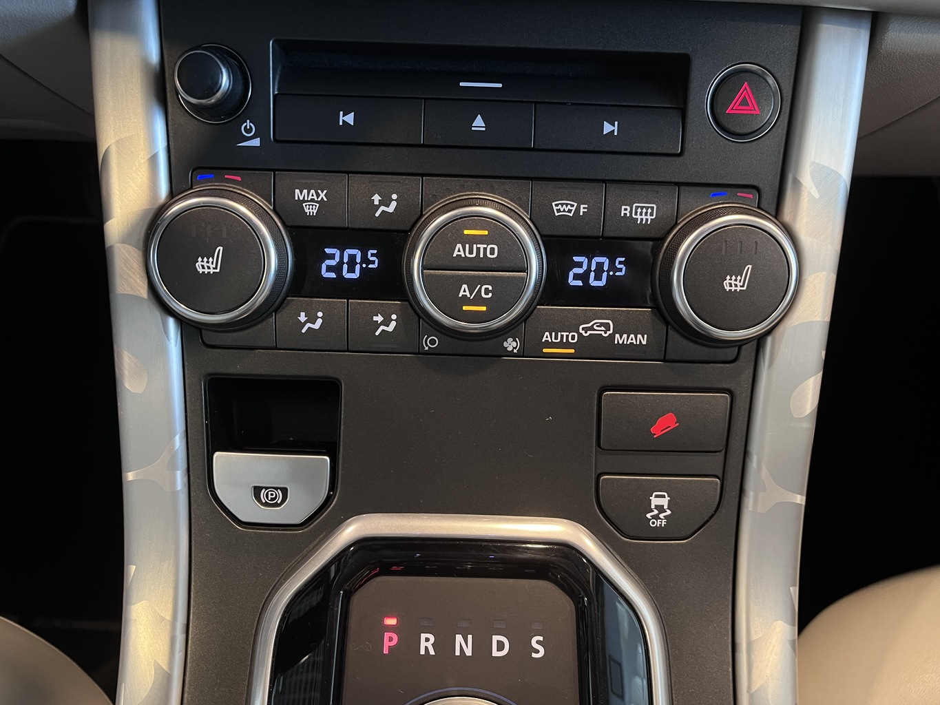 LAND ROVER RANGE ROVER EVOQUE