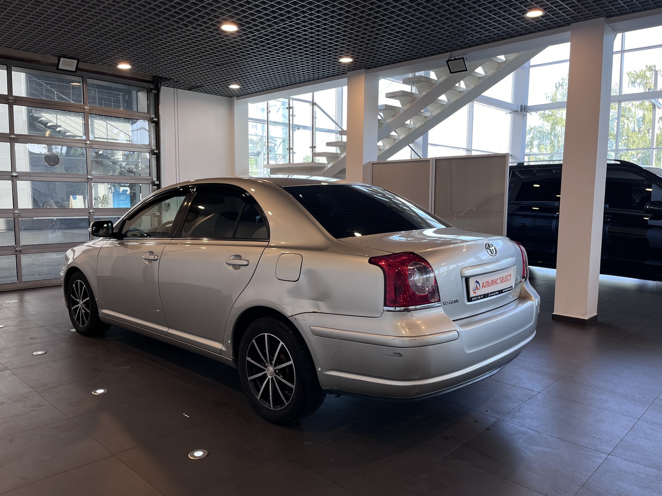 TOYOTA AVENSIS