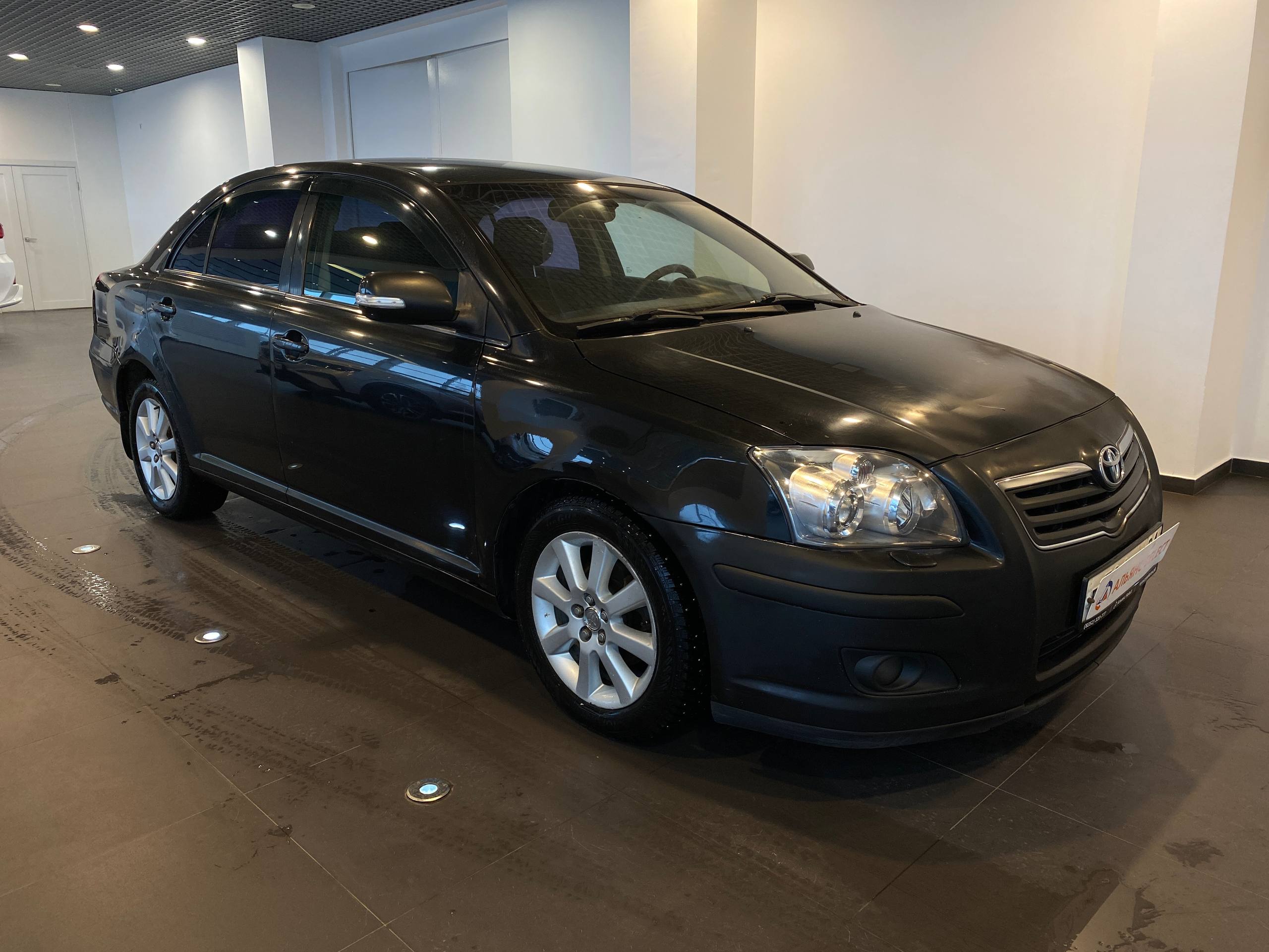 TOYOTA AVENSIS