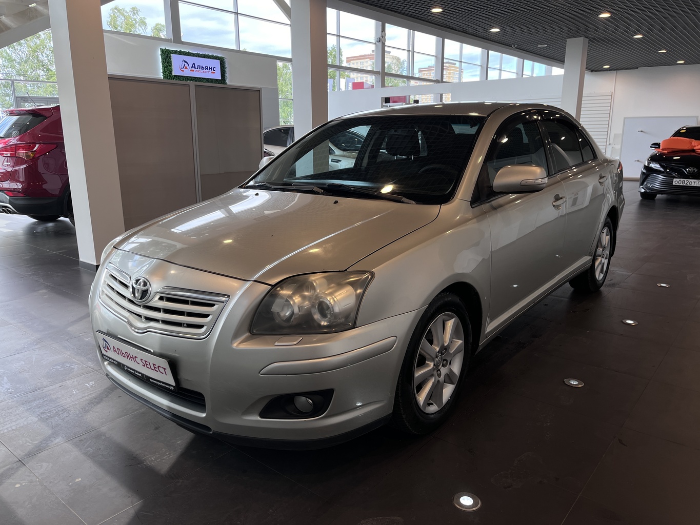 TOYOTA AVENSIS