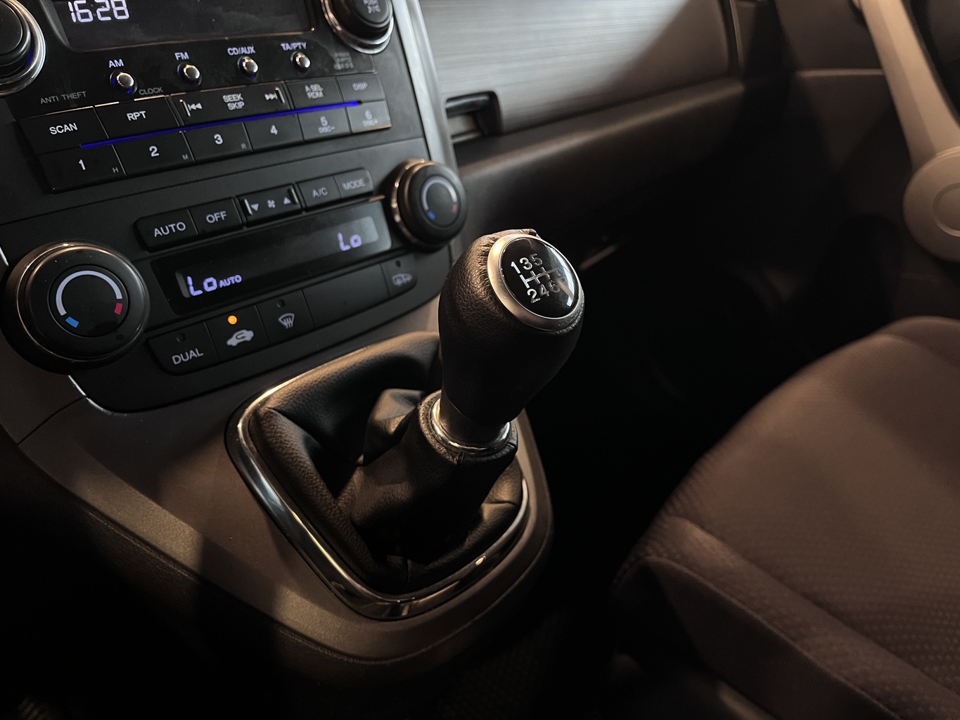 HONDA CR-V