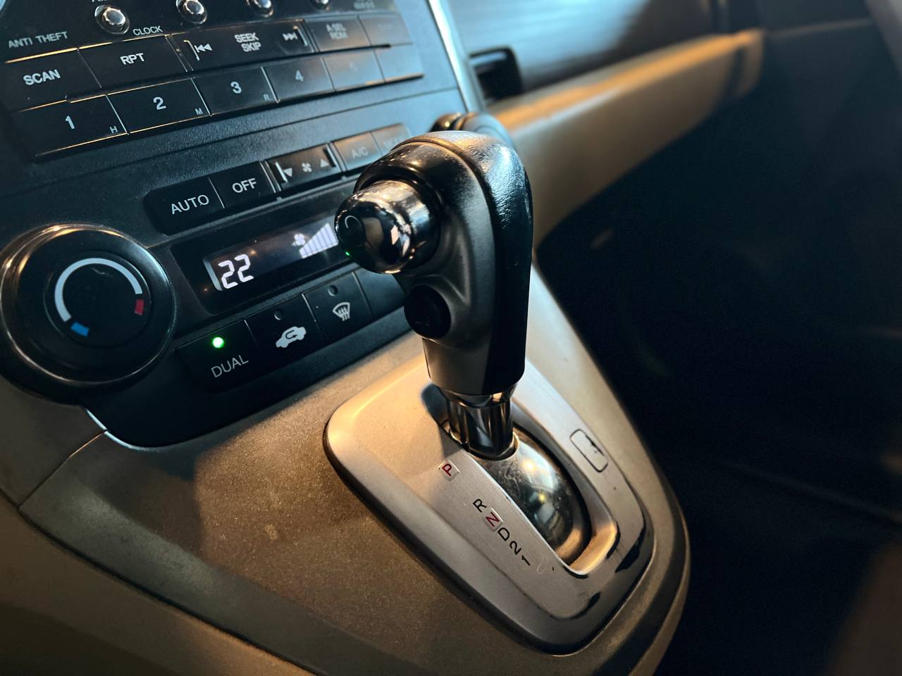 HONDA CR-V