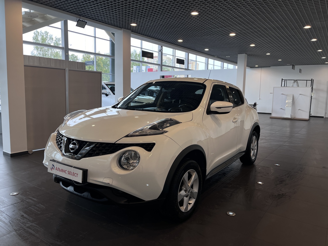NISSAN JUKE
