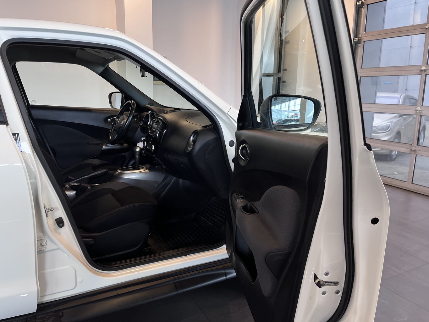 NISSAN JUKE