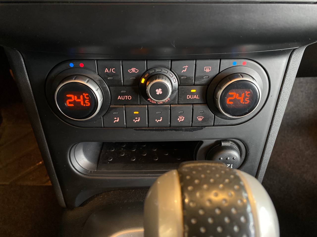 NISSAN QASHQAI+2