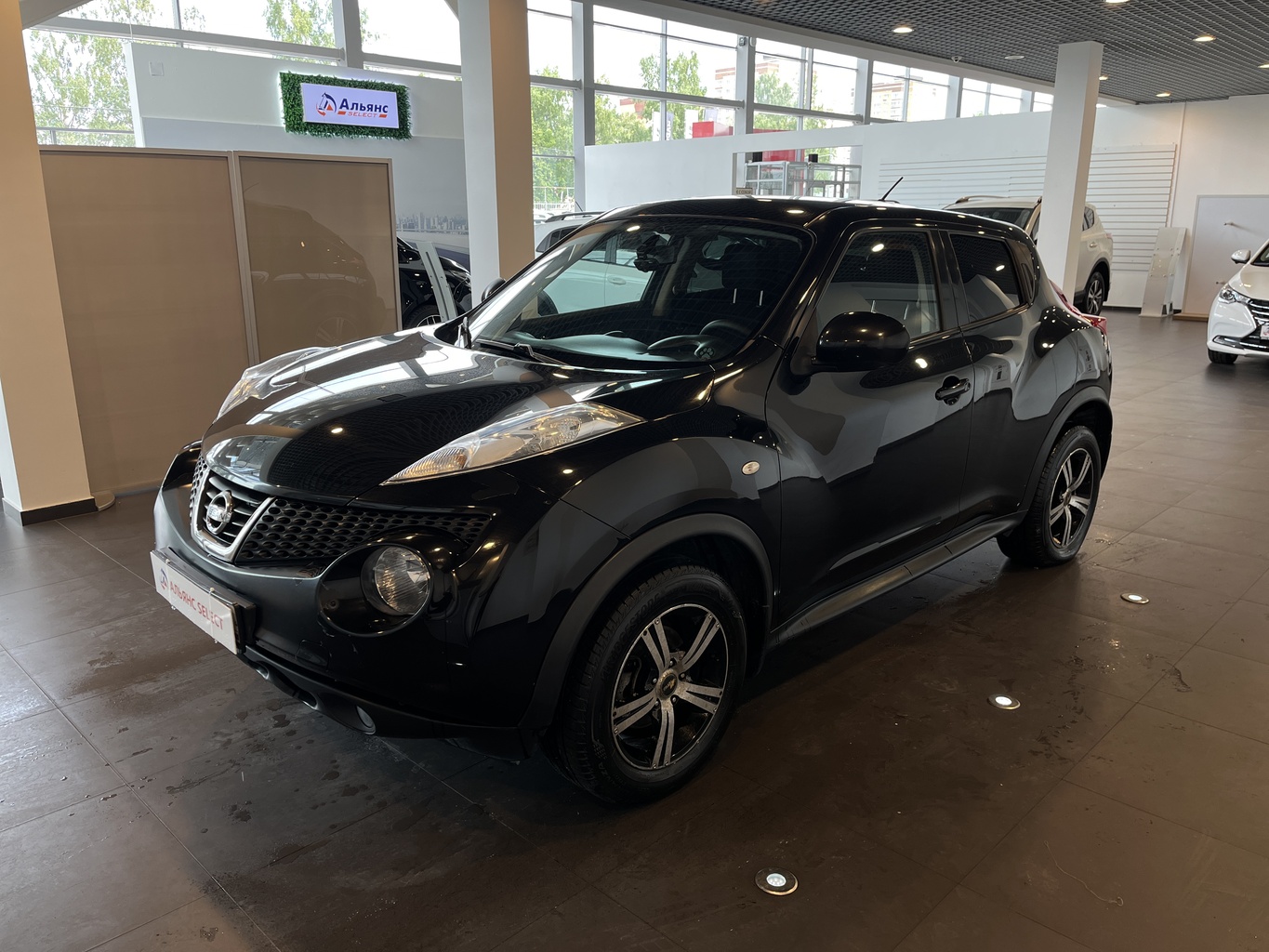 NISSAN JUKE