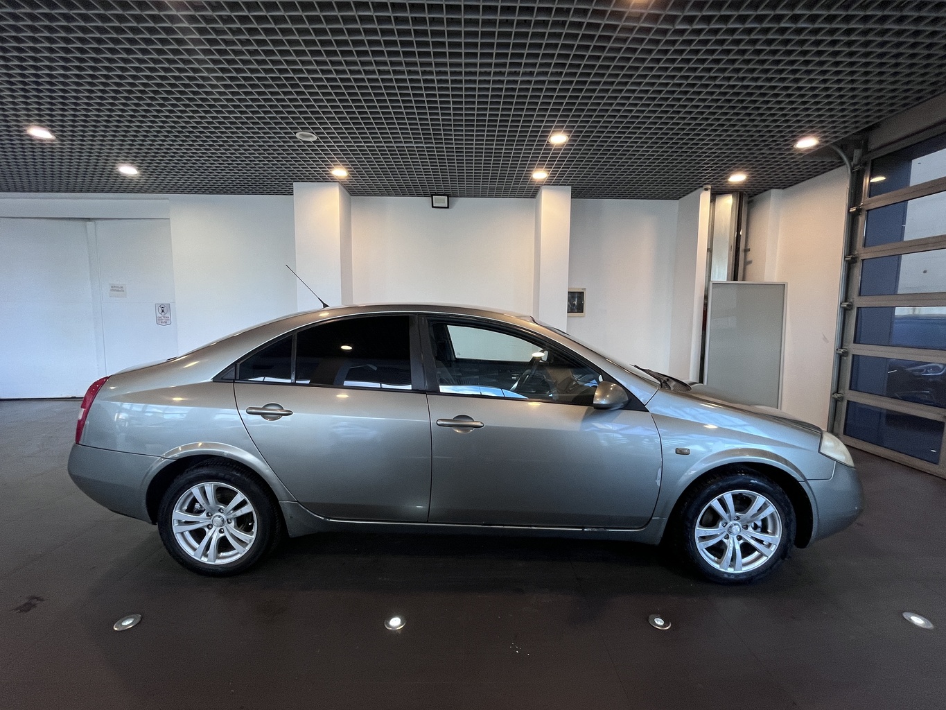 NISSAN PRIMERA