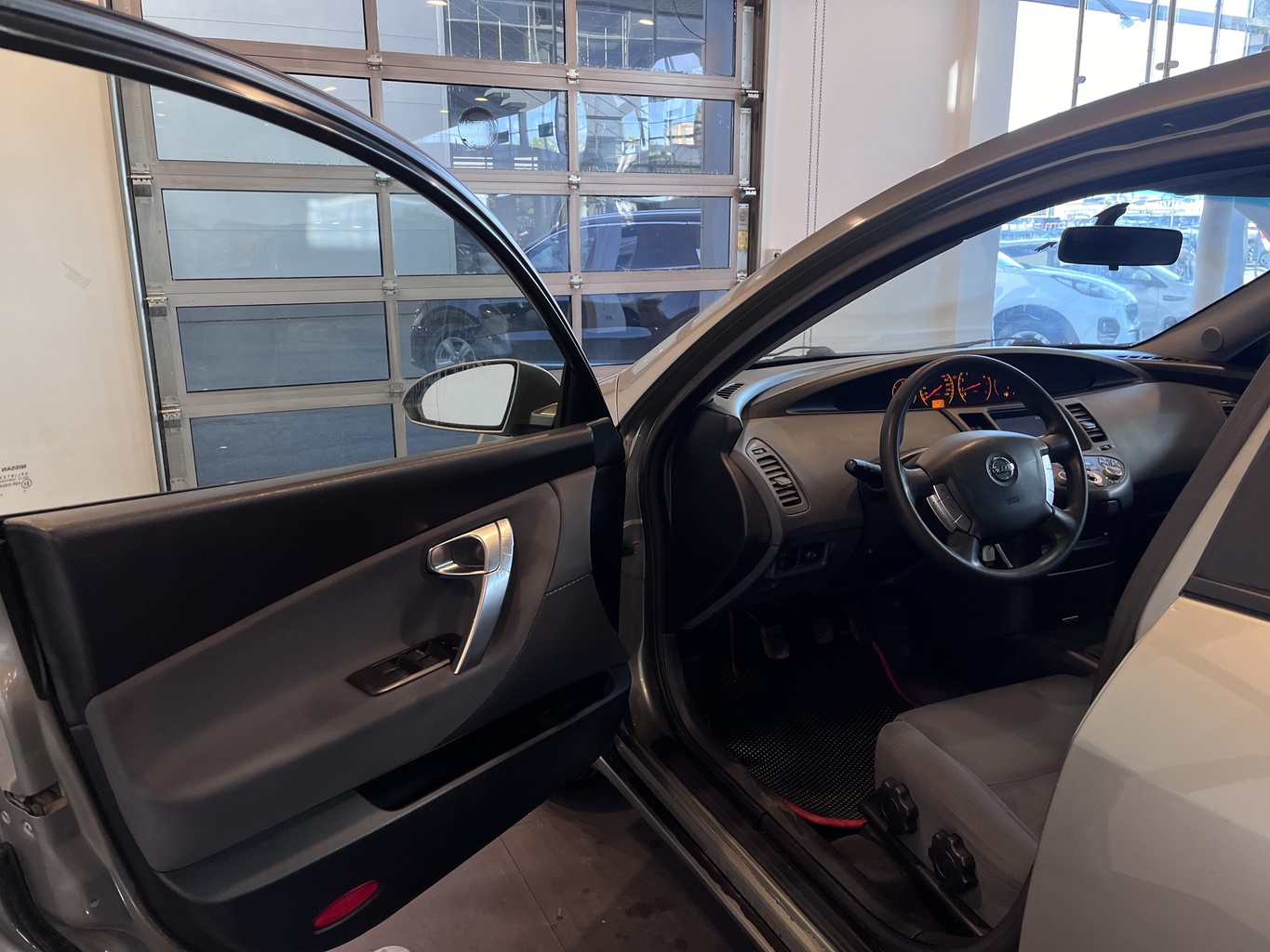 NISSAN PRIMERA