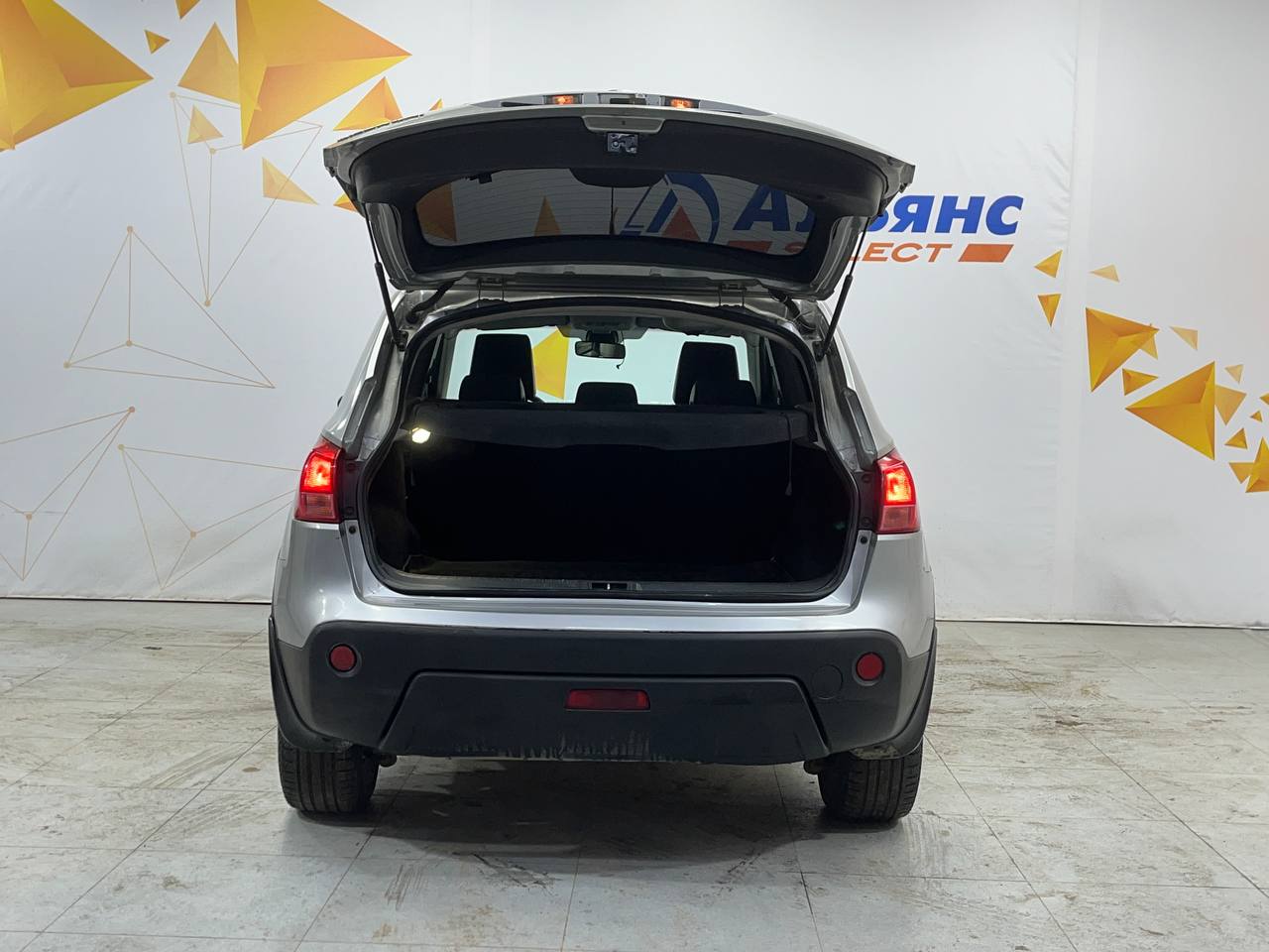 NISSAN QASHQAI