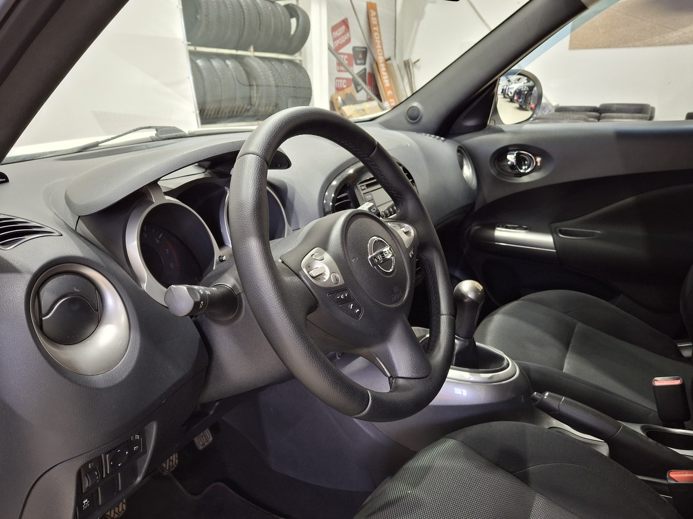 NISSAN JUKE