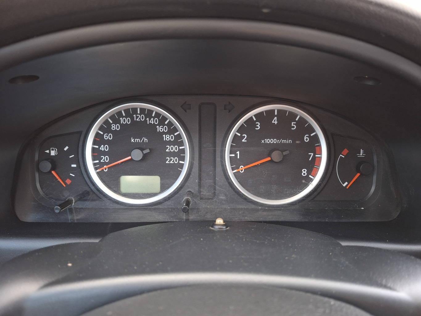 NISSAN ALMERA