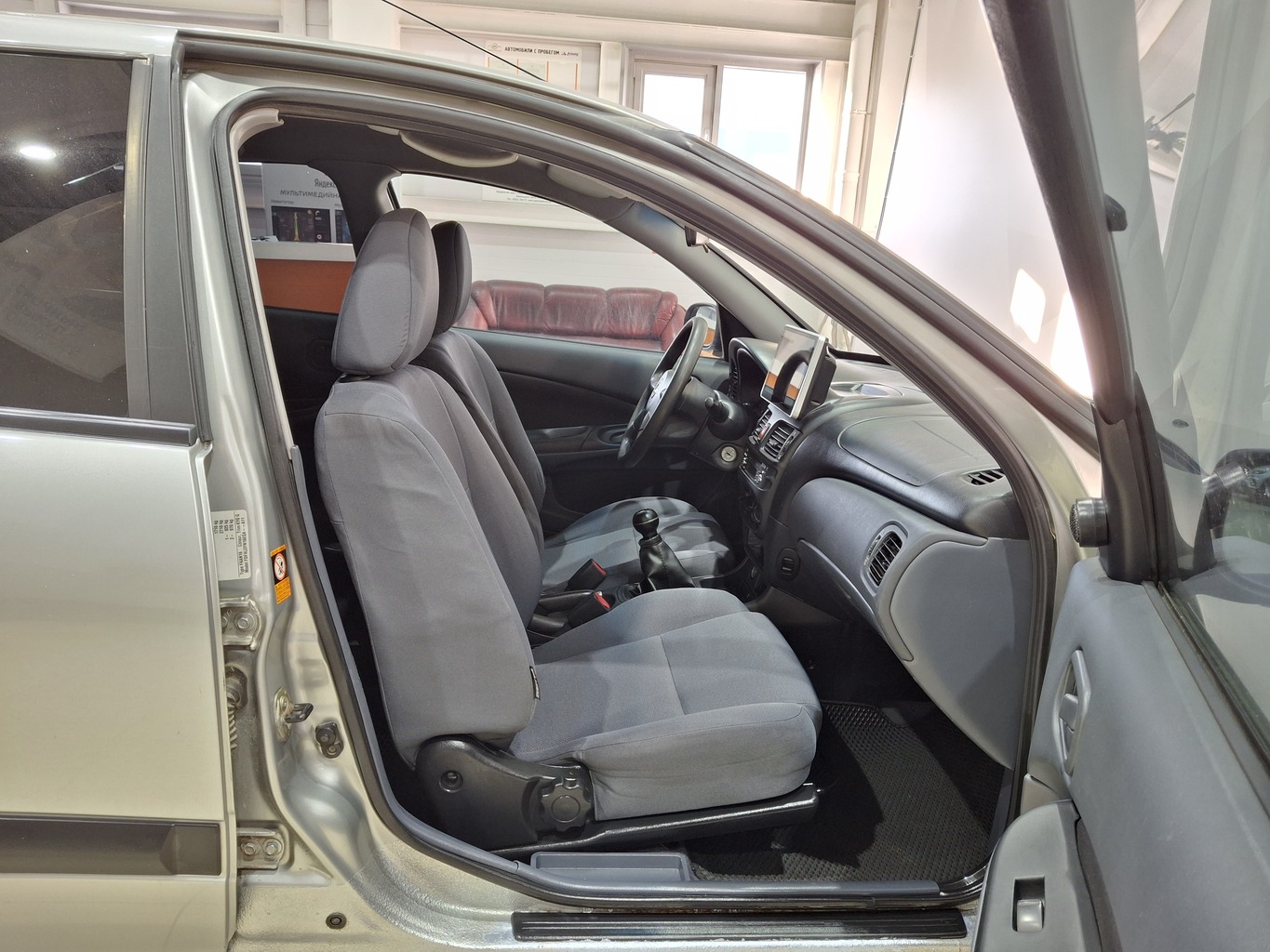 NISSAN ALMERA