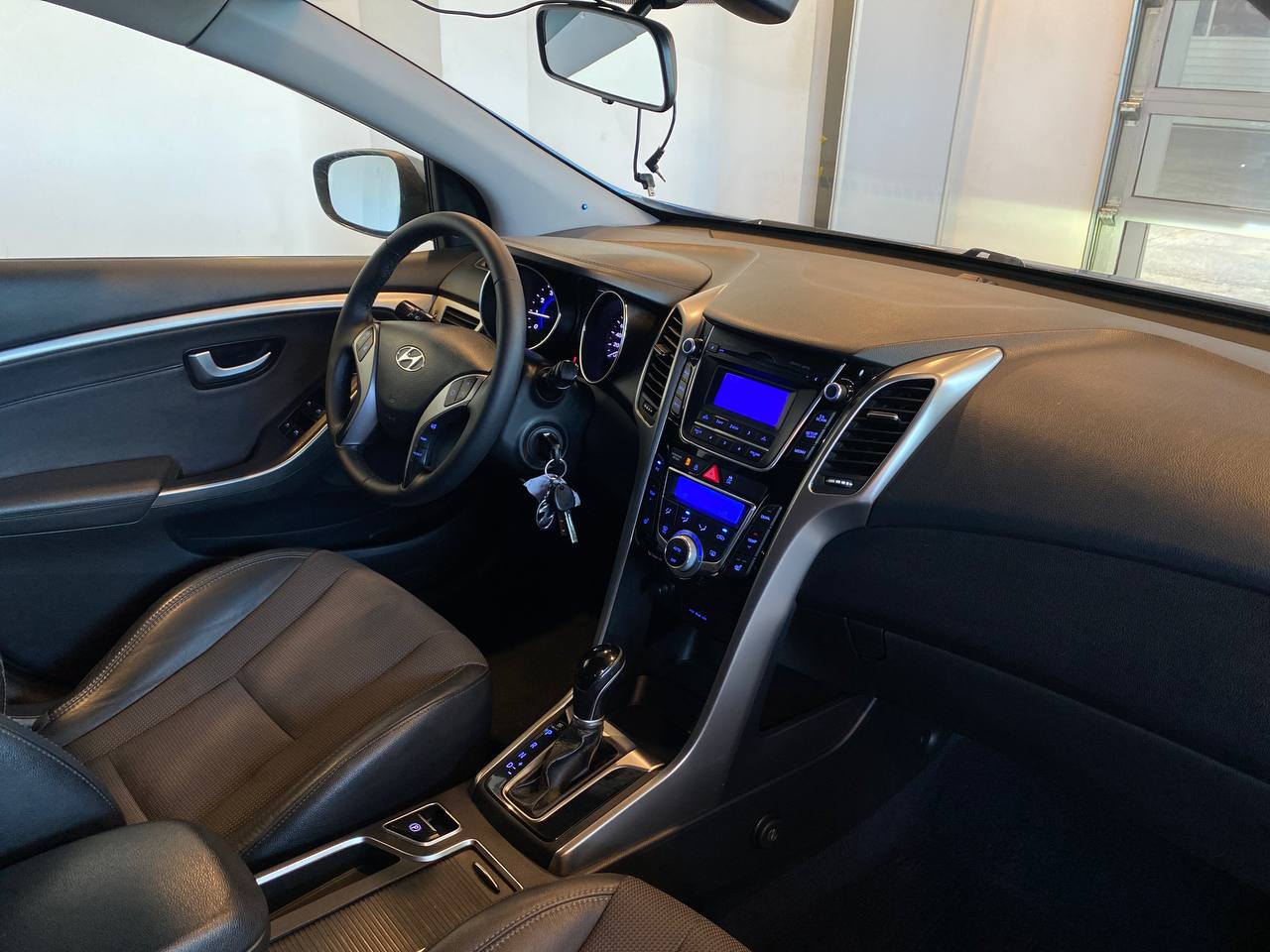 HYUNDAI I30
