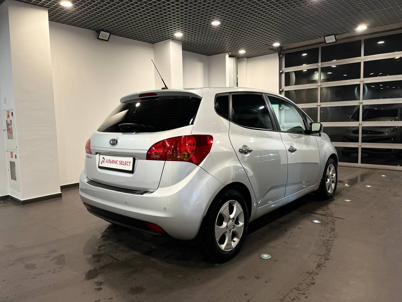 KIA VENGA