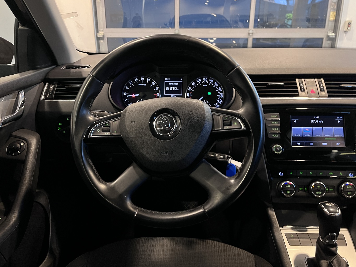 SKODA OKTAVIA