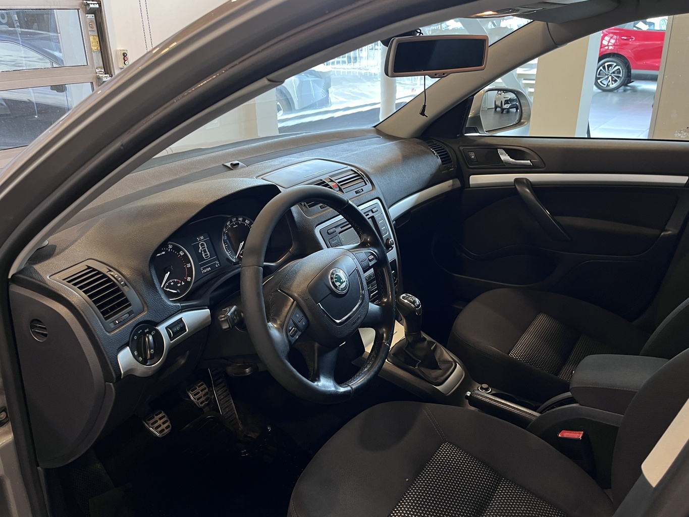 SKODA OKTAVIA
