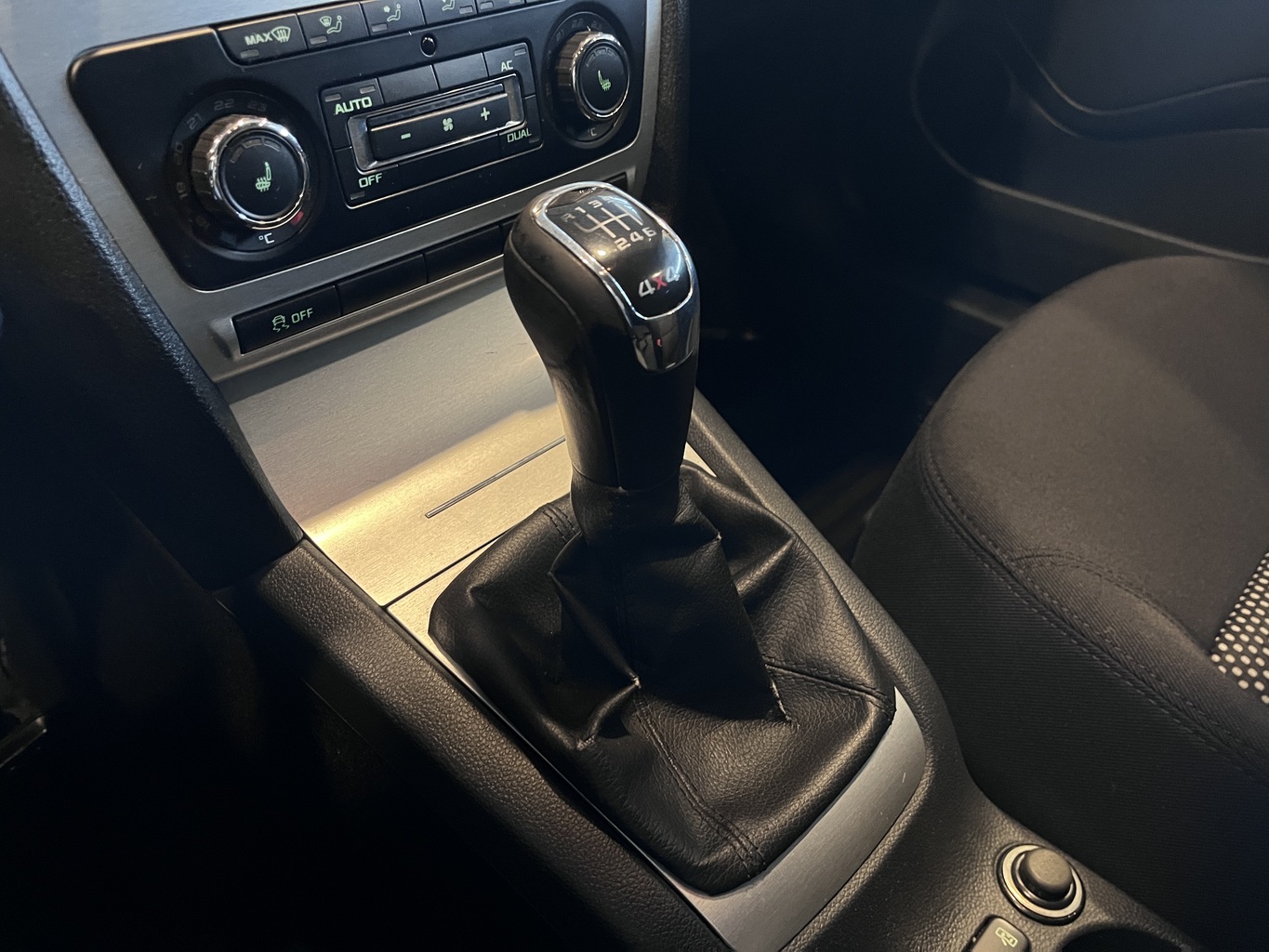 SKODA OKTAVIA