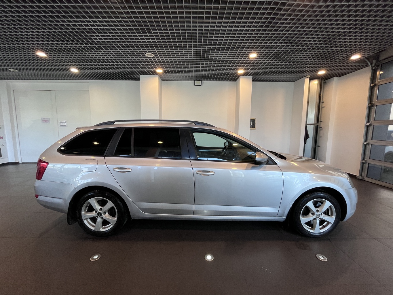 SKODA OKTAVIA
