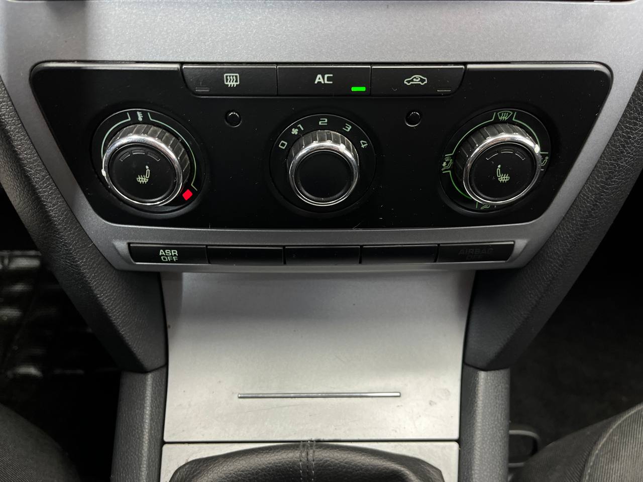 SKODA OKTAVIA