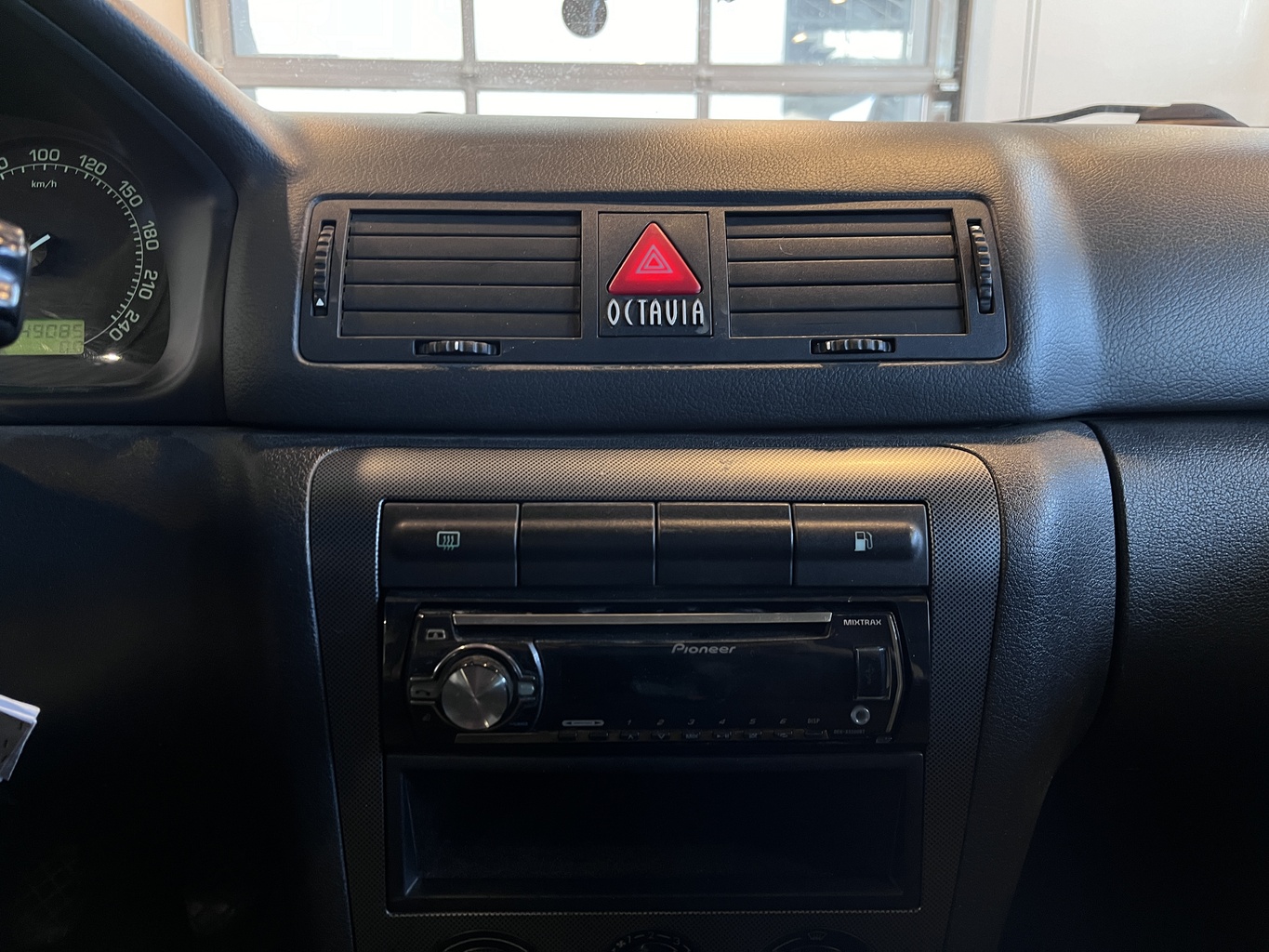 SKODA OKTAVIA