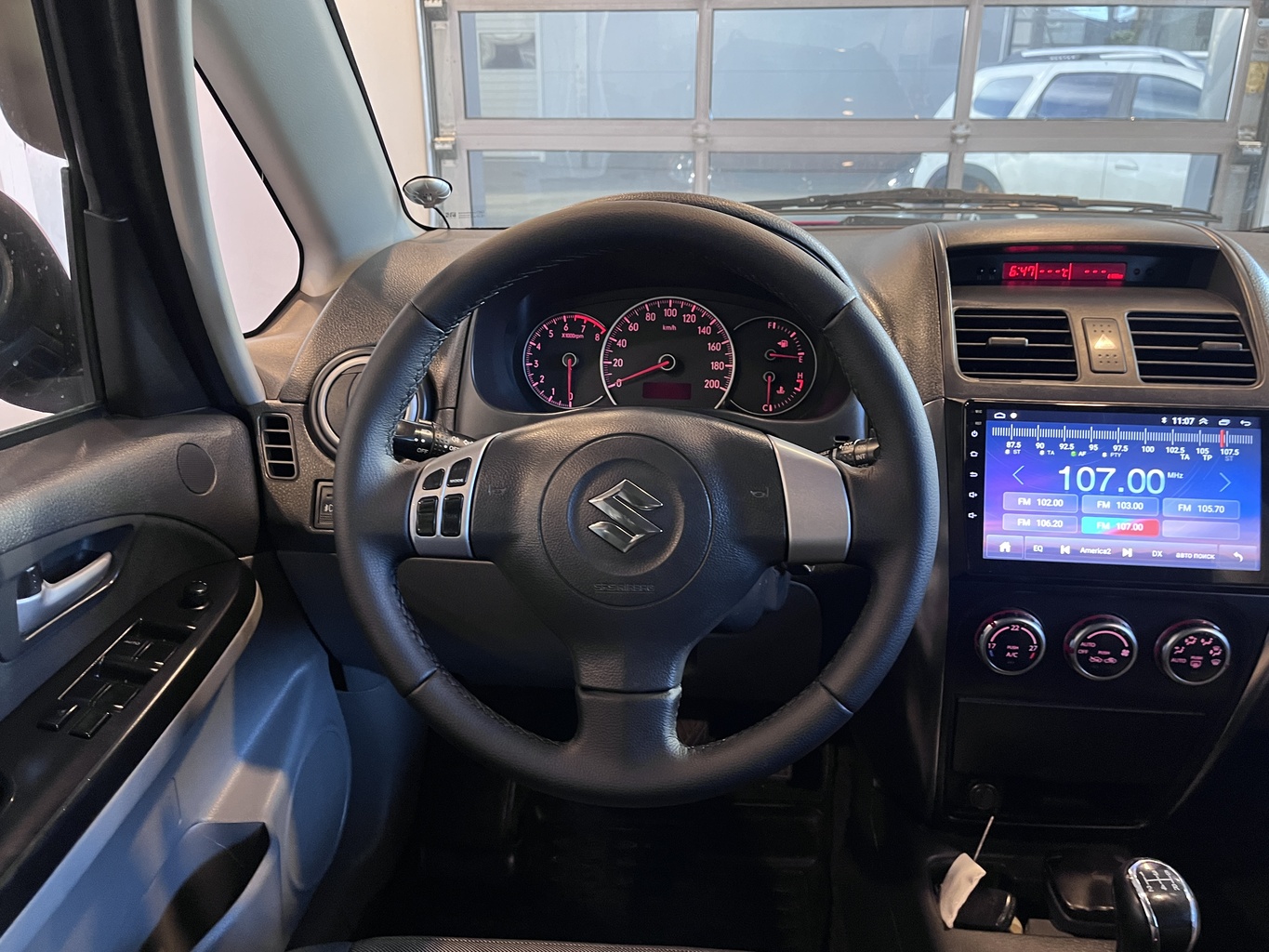 SUZUKI SX4