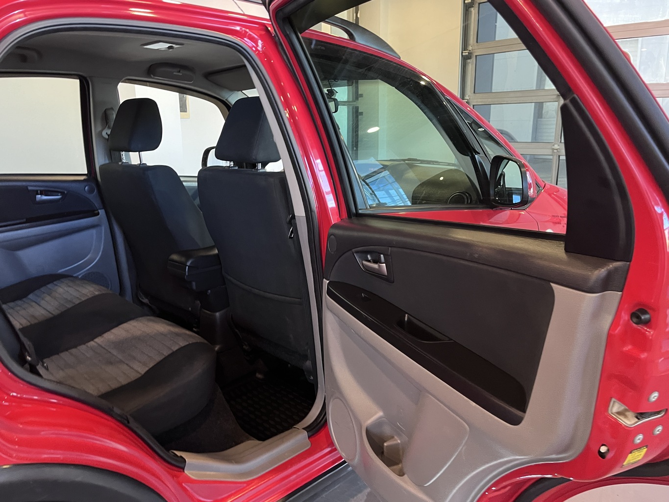 SUZUKI SX4