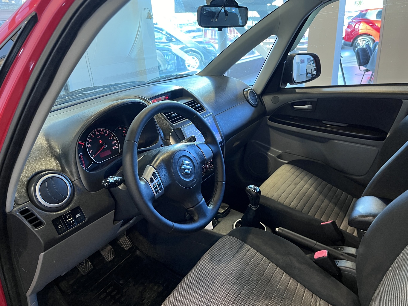 SUZUKI SX4
