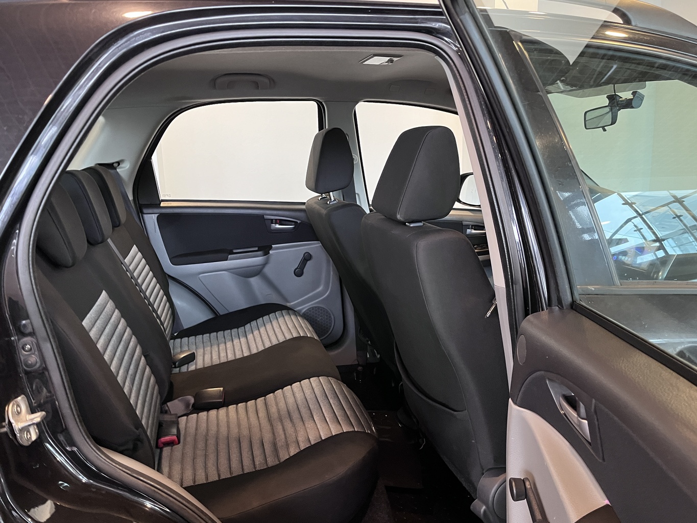 SUZUKI SX4