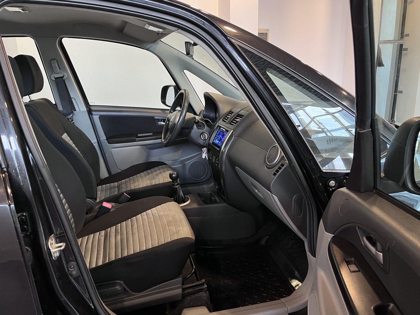 SUZUKI SX4