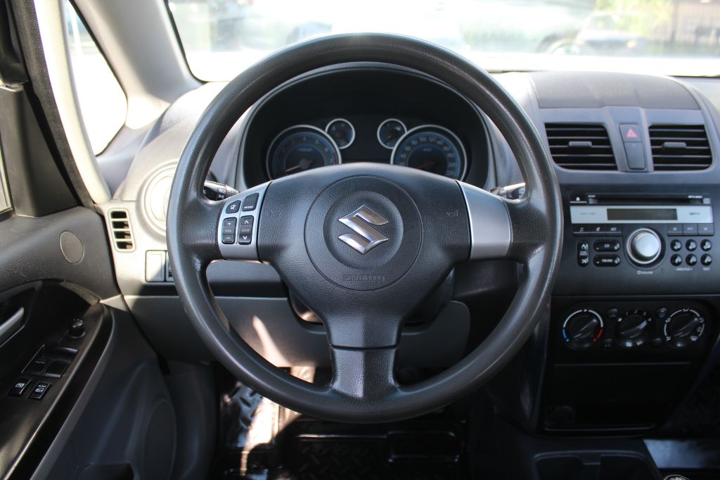 SUZUKI SX 4