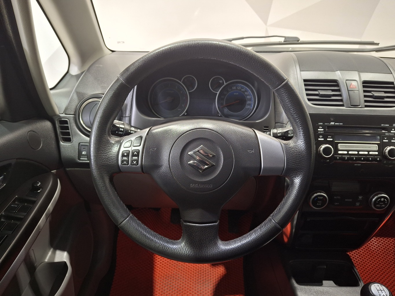 SUZUKI SX4