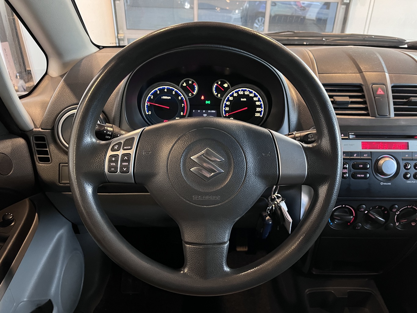 SUZUKI SX4