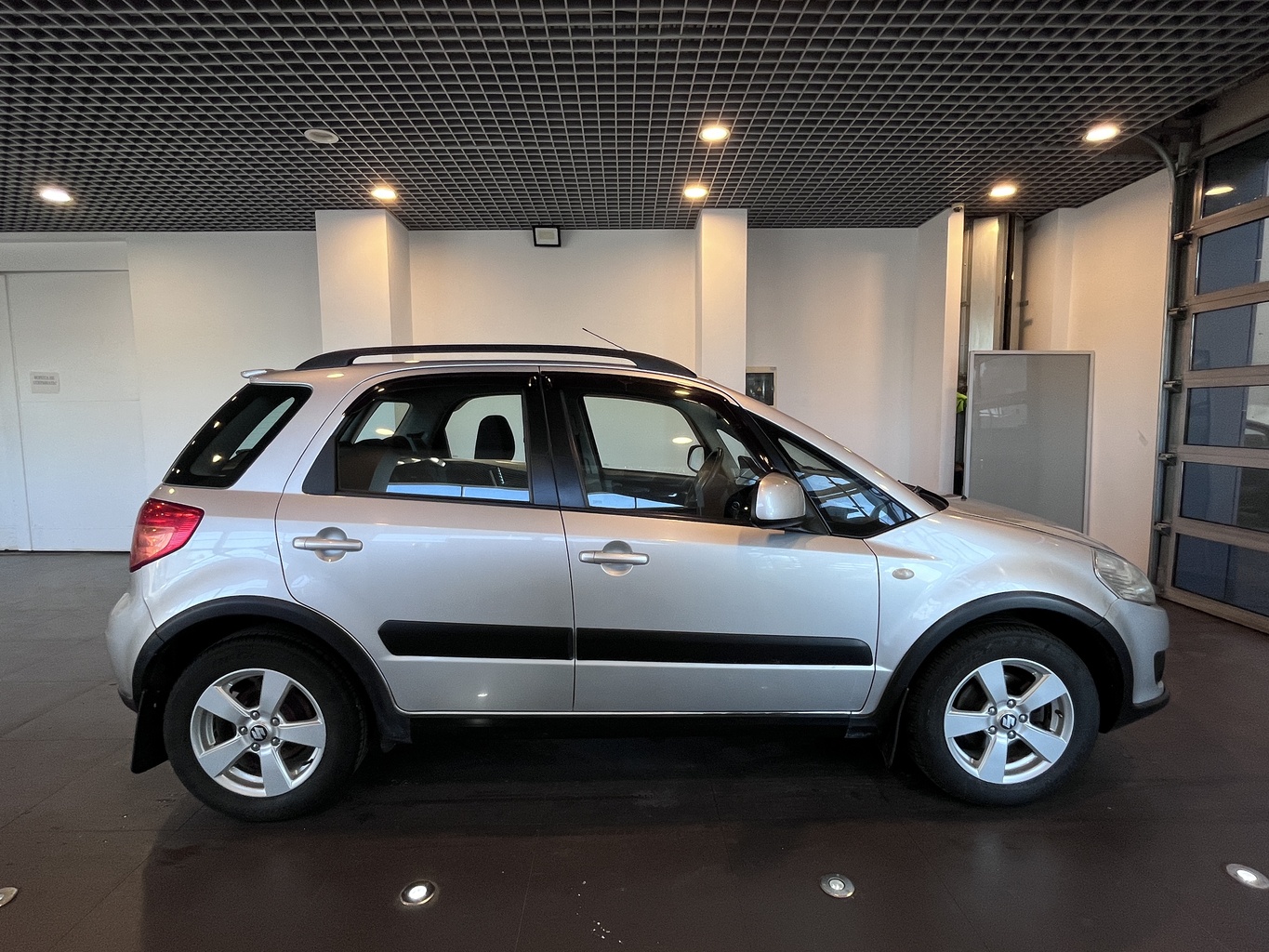 SUZUKI SX4