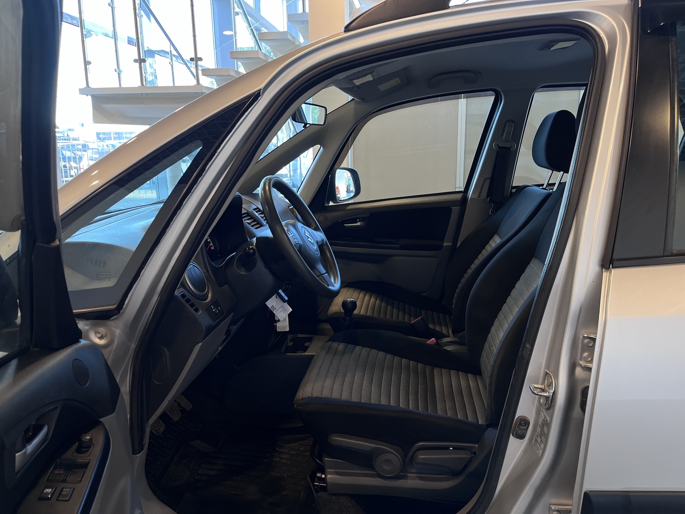 SUZUKI SX4