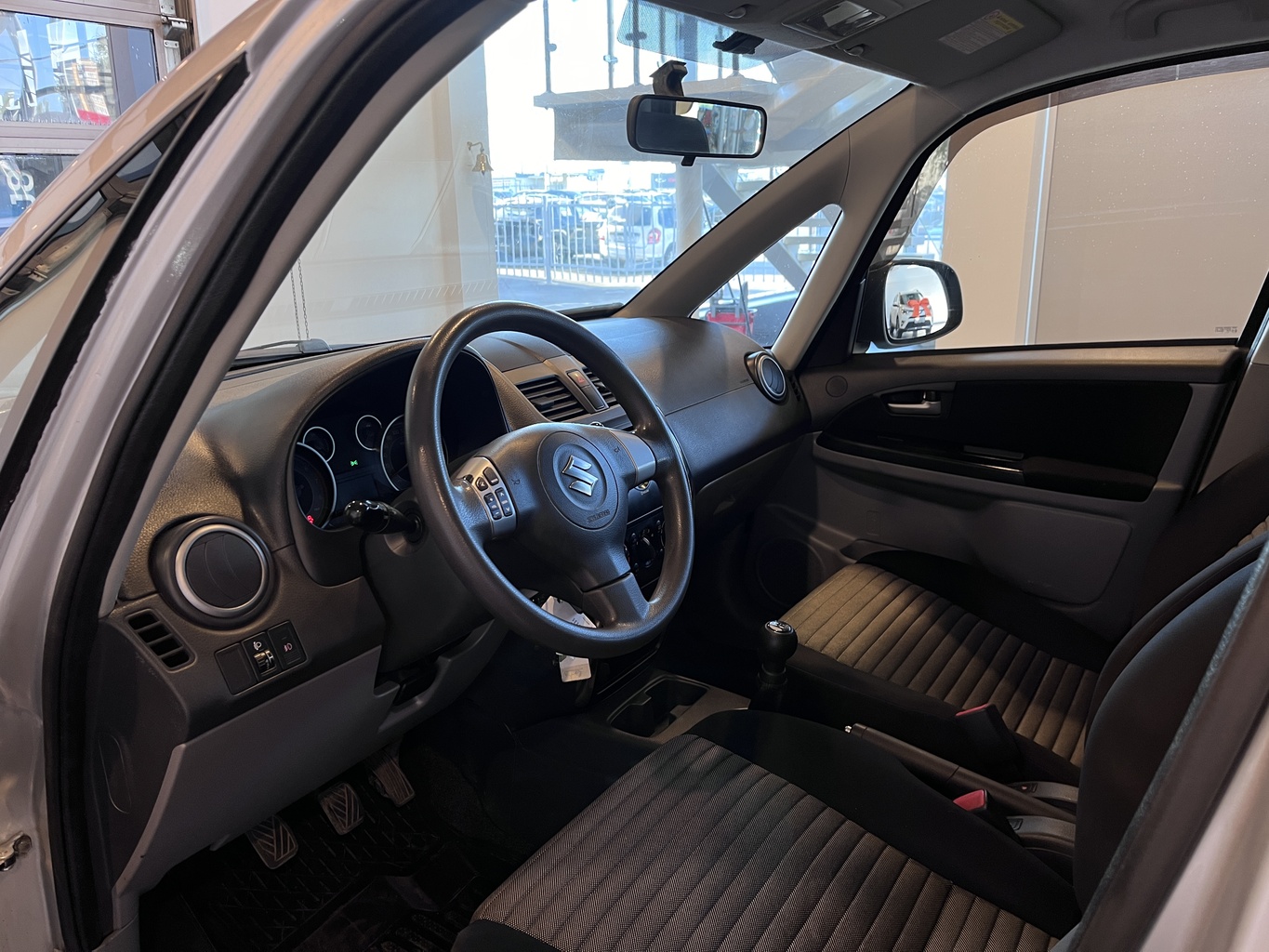 SUZUKI SX4