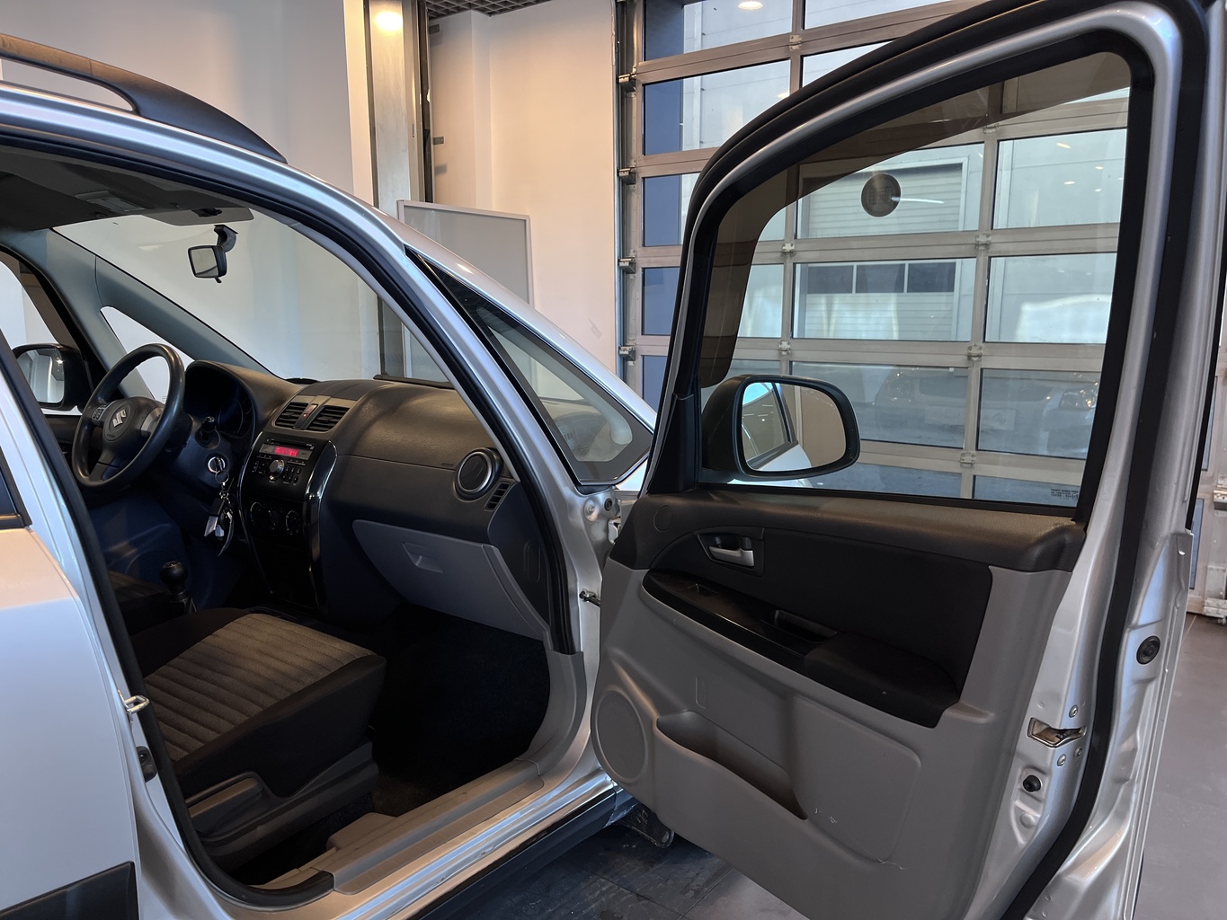 SUZUKI SX4