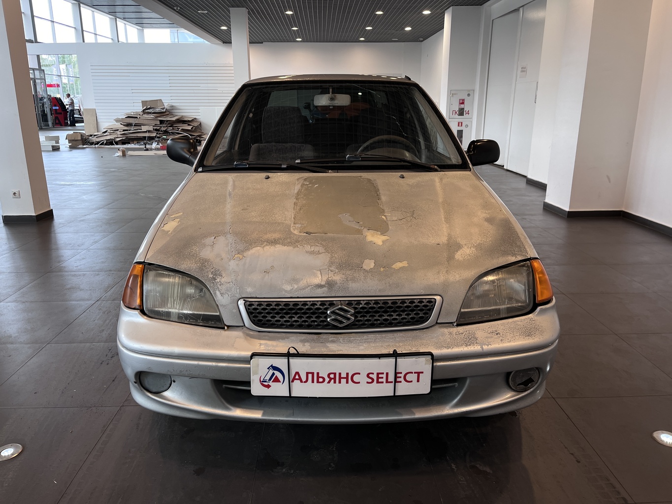 SUZUKI SWIFT