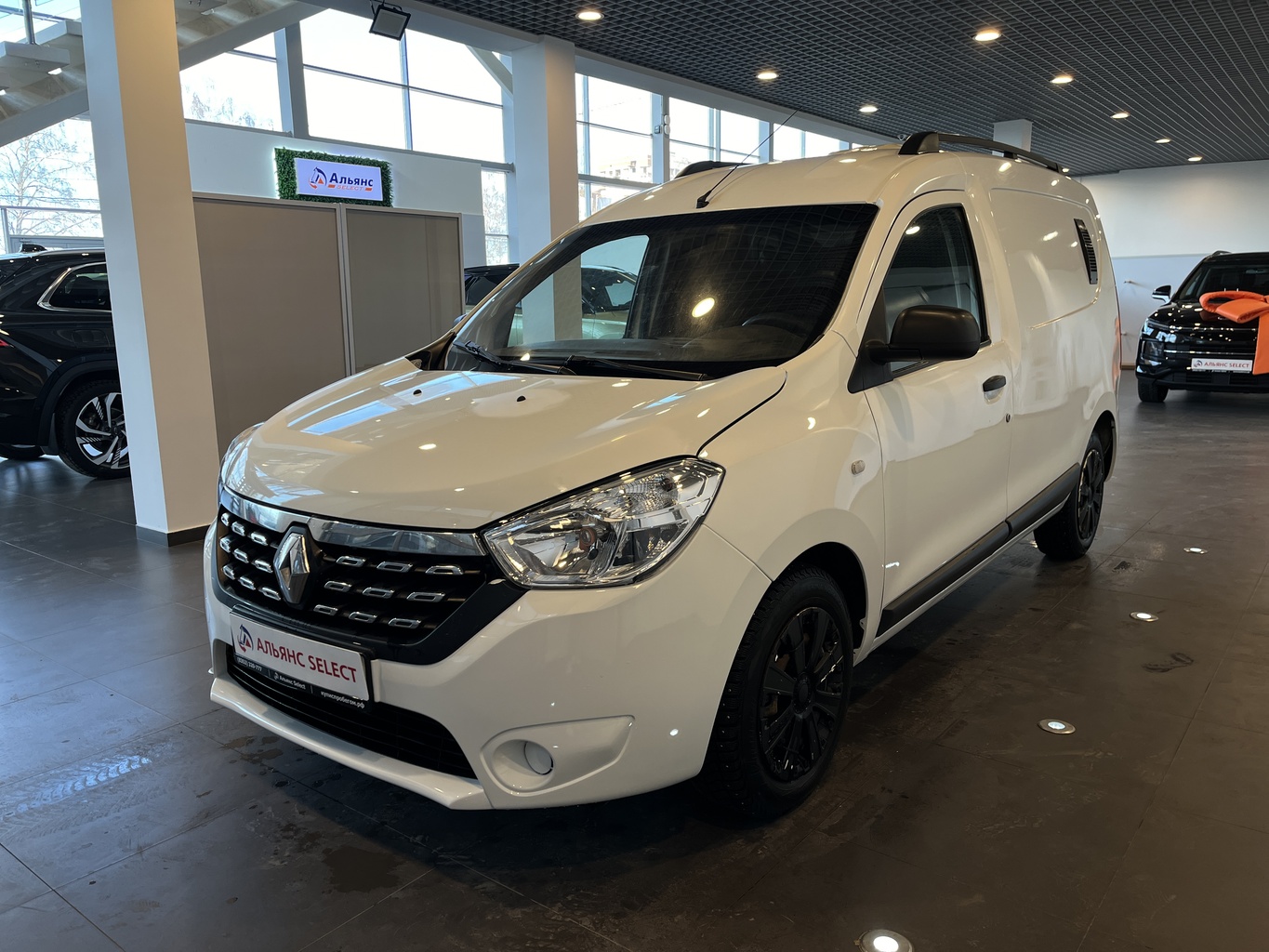 RENAULT DOKKER