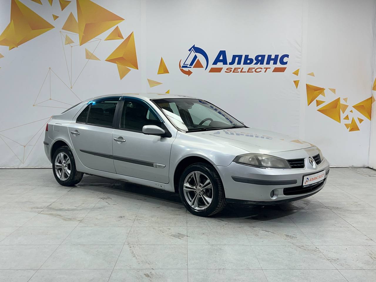 RENAULT LAGUNA