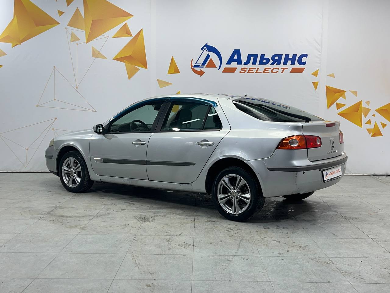 RENAULT LAGUNA